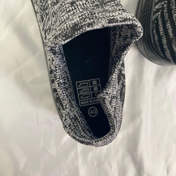 Chunky Slip On Bubble Sole Gray Black Athleisure Workout Gym Running Sneaker 9.5 - Picture 5 of 8